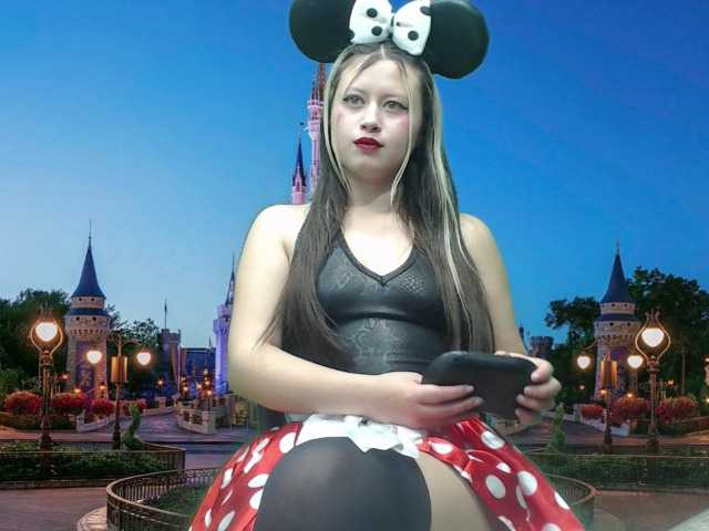 Transliacijos ekrano nuotraukos Emilywatsonn