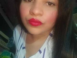 Erotinis vaizdo pokalbis emma-22-