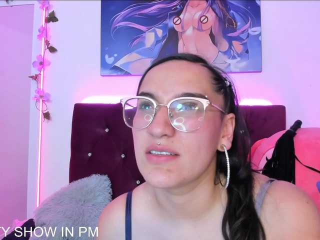 Transliacijos ekrano nuotraukos Emma-Allison