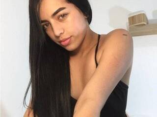 Erotinis vaizdo pokalbis Emma-Joy