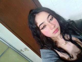 Erotinis vaizdo pokalbis emma-smit