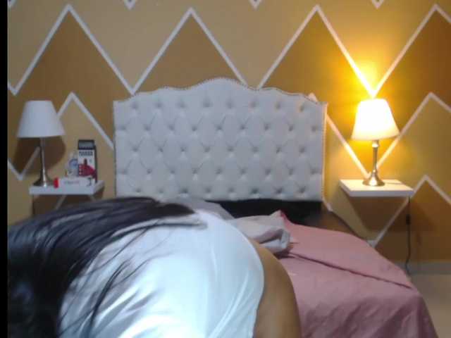 Transliacijos ekrano nuotraukos EmmaCole