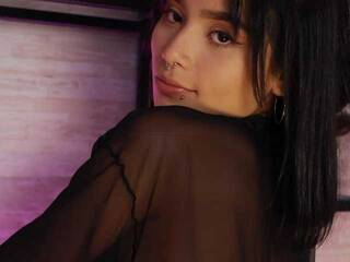 Erotinis vaizdo pokalbis EmmaDuff