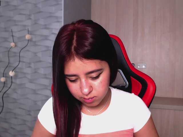 Transliacijos ekrano nuotraukos EmmaPalmer