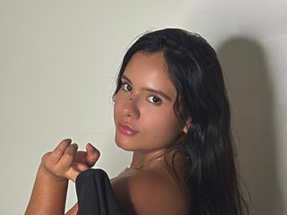 Erotinis vaizdo pokalbis EmmaSwan