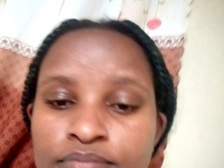 Erotinis vaizdo pokalbis Emphi-30