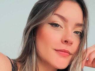 Erotinis vaizdo pokalbis Emy-stone