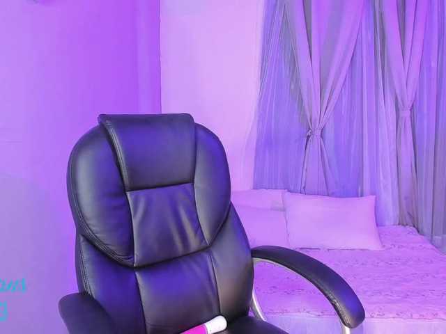 Transliacijos ekrano nuotraukos Emy-stone