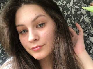 Erotinis vaizdo pokalbis EOlika