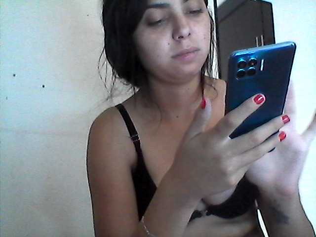 Transliacijos ekrano nuotraukos Eskarlet