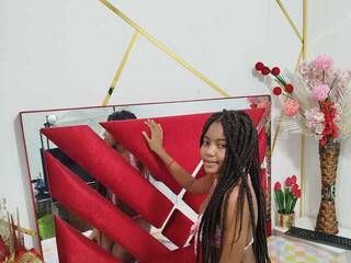 Erotinis vaizdo pokalbis EsmeraldaReal