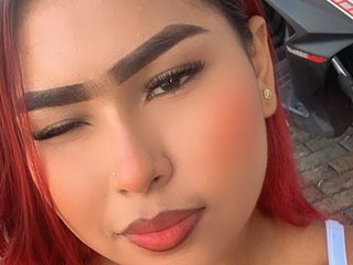 Erotinis vaizdo pokalbis Estrella-coopers