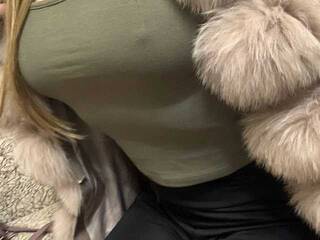 Erotinis vaizdo pokalbis ESYA19