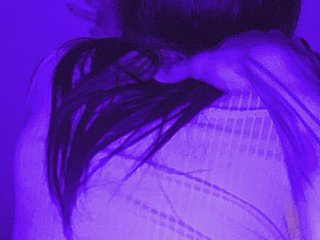 Erotinis vaizdo pokalbis EuphoriaHyens