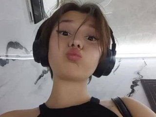 Erotinis vaizdo pokalbis eva-baby05