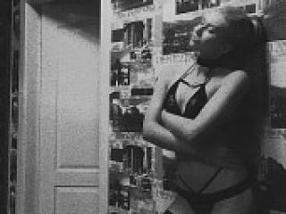 Erotinis vaizdo pokalbis evavip1