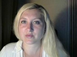 Erotinis vaizdo pokalbis evelinakemp