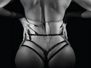 Erotinis vaizdo pokalbis evelinass