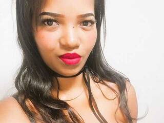 Erotinis vaizdo pokalbis evelynn-