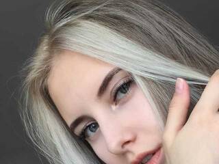 Erotinis vaizdo pokalbis Evvvaaa