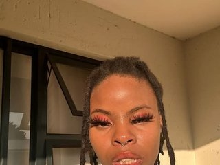 Erotinis vaizdo pokalbis ExclusiveBarbie