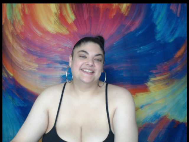 Nuotraukos Exotic_Melons 46DDD, All Natural Mixed Italian BBW! Sound in private! 50 tokens flash huge Melons in free chat!