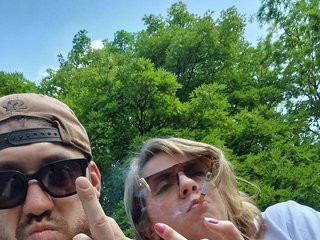 Erotinis vaizdo pokalbis FamCrazyDay