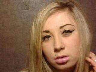 Erotinis vaizdo pokalbis fanialla