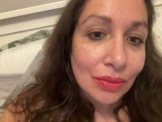 Erotinis vaizdo pokalbis FarahDay