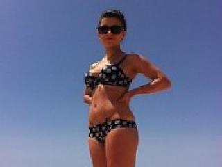 Erotinis vaizdo pokalbis feralina