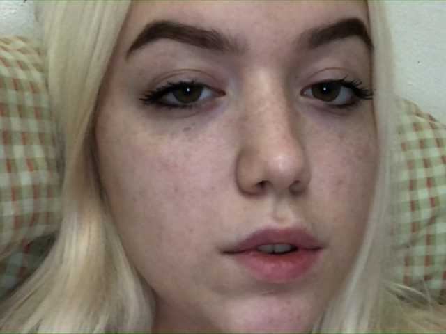 Transliacijos ekrano nuotraukos Fifiruu