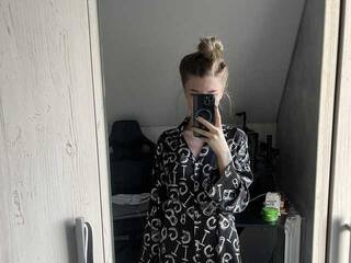 Erotinis vaizdo pokalbis fiksikBoom