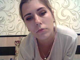 Erotinis vaizdo pokalbis FioletViolet