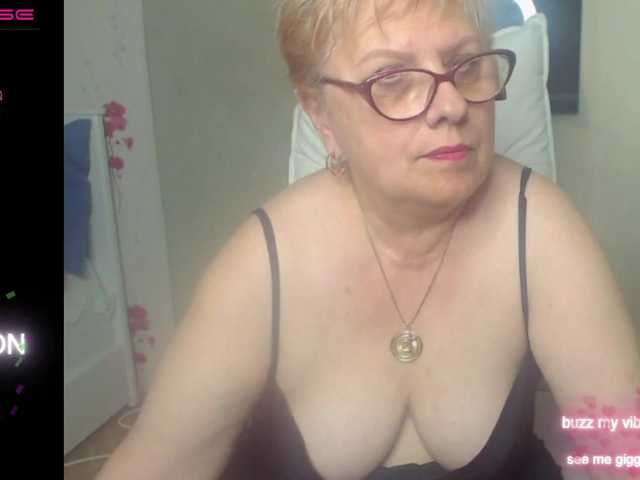 Nuotraukos FlamePussy lush is on#follow me in pvt###naked 50 tks##