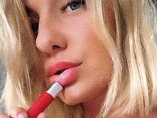 Erotinis vaizdo pokalbis FlashOfLight