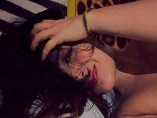 Erotinis vaizdo pokalbis Flora-med