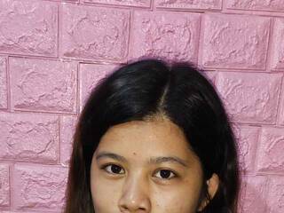 Erotinis vaizdo pokalbis FlowerOfAisha