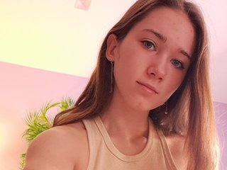 Erotinis vaizdo pokalbis fluffy-kitty-