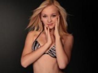 Erotinis vaizdo pokalbis flyangell