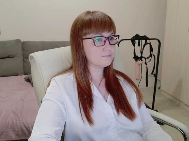 Transliacijos ekrano nuotraukos MISTRESS-FOX