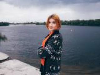 Erotinis vaizdo pokalbis foxylii