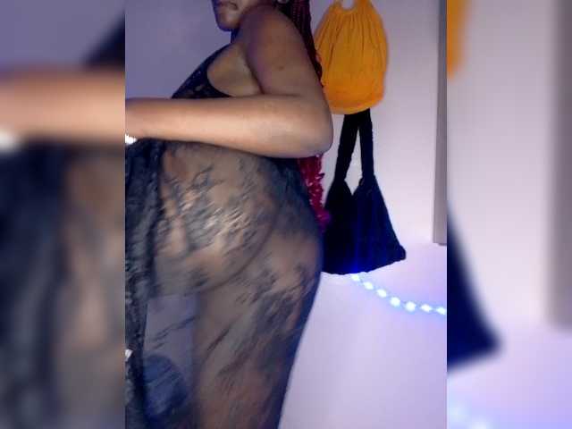 Transliacijos ekrano nuotraukos FreakyBecky