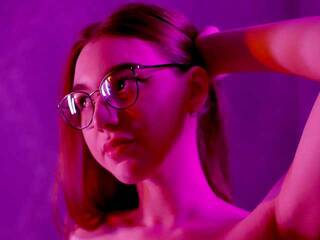 Erotinis vaizdo pokalbis FreyaAdams