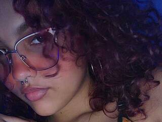 Erotinis vaizdo pokalbis Gabrielle-D