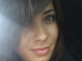 Erotinis vaizdo pokalbis geryana