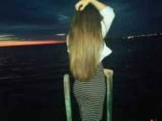 Erotinis vaizdo pokalbis gessilee