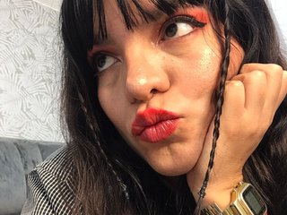 Erotinis vaizdo pokalbis GiannaVikande