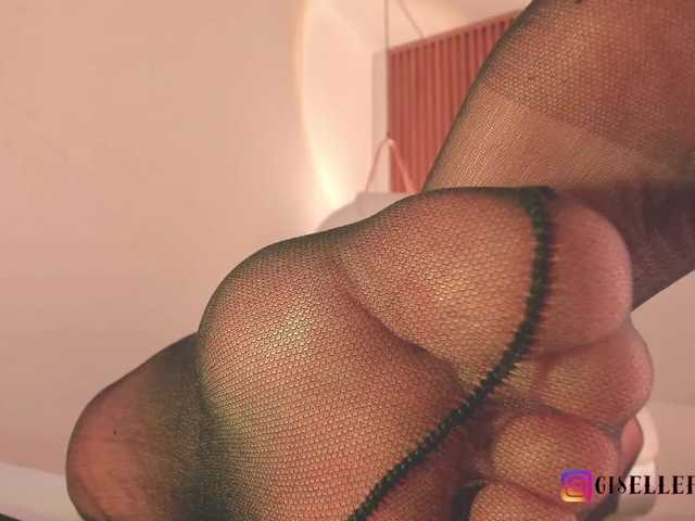 Nuotraukos gigifontaine Your new dream in pantyhose is here! come add me Fav and enjoy me !! #pantyhose #mistress #feet #squirt #bigpussy