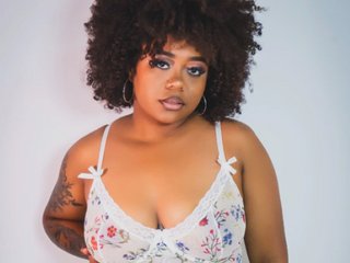 Erotinis vaizdo pokalbis Madiisonpirs