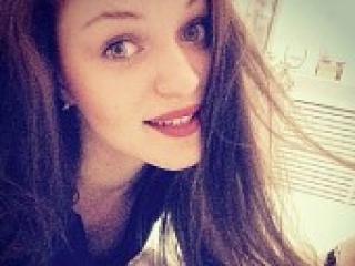 Erotinis vaizdo pokalbis gimnastkka